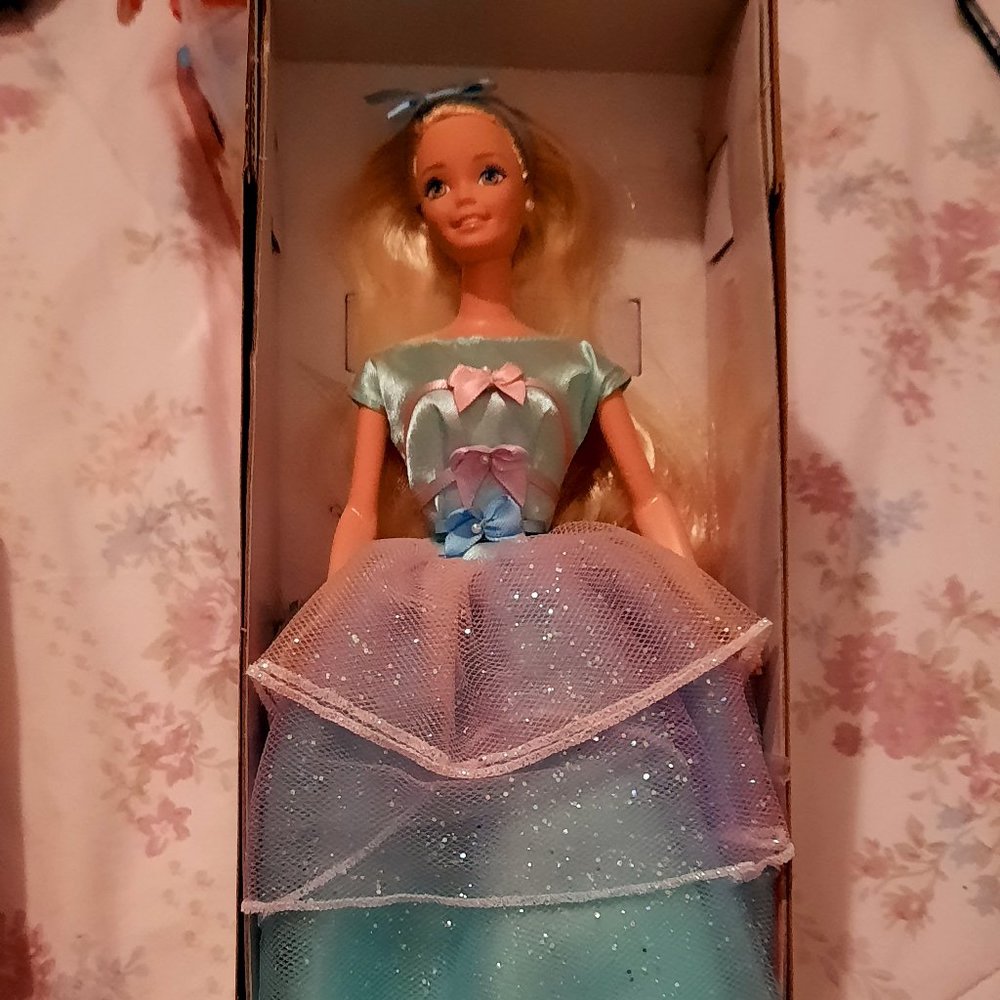 Avon Tea Party Barbie 1997